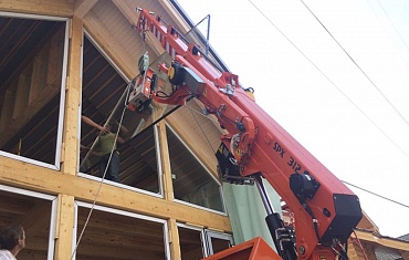 Остекление фасада коттеджного дома